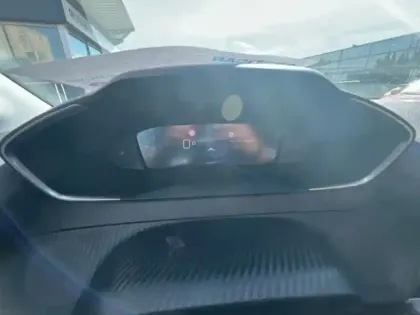 Photo 12 Peugeot 208  1.2 Hybrid 100ch Allure e-DCS6