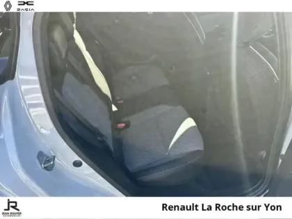 Photo 13 Renault Clio  1.6 E-Tech 145ch full hybrid Techno - 25