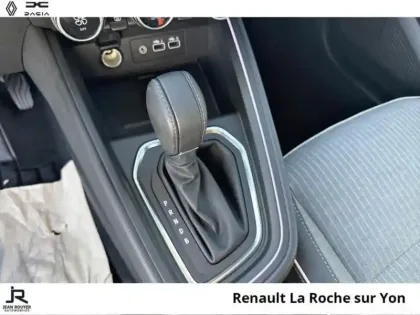 Photo 5 Renault Clio  1.6 E-Tech 145ch full hybrid Techno - 25