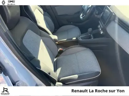 Photo 14 Renault Clio  1.6 E-Tech 145ch full hybrid Techno - 25