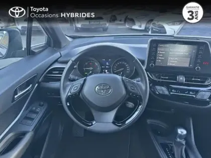 Photo 8 Toyota C-HR  1.8 Hybride 122ch Dynamic E-CVT