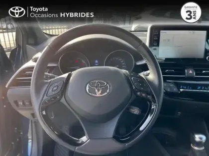 Photo 12 Toyota C-HR  2.0 Hybride 184ch Dynamic Ultimate E-CVT
