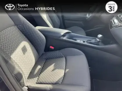 Photo 5 Toyota C-HR  2.0 Hybride 184ch Dynamic Ultimate E-CVT