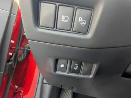 Photo 13 Toyota C-HR  184h Collection 2WD E-CVT MY20