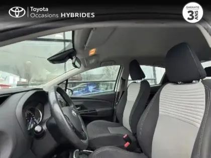 Photo 10 Toyota Yaris  100h Dynamic 5p