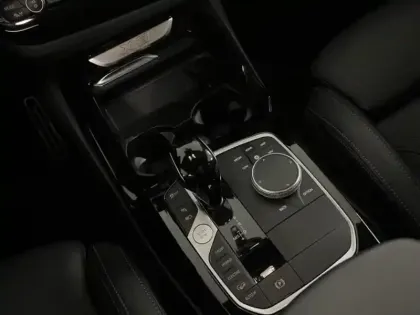 Photo 9 BMW X3  xDrive30e 292ch M Sport