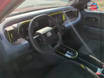 Photo 29 Fiat Panda Grande  1.2 Hybrid Turbo 110ch Icône eDCT6