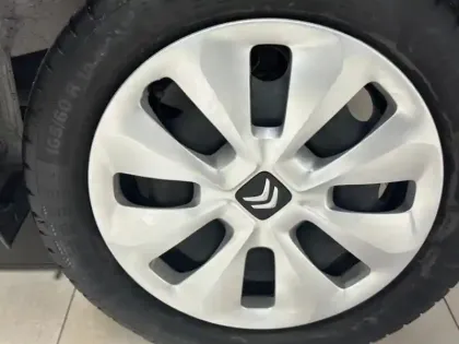 Photo 5 Citroën C1  VTi 72 S&S Feel 5p E6.d