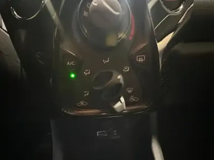 Photo 12 Citroën C1  VTi 72 S&S Feel 5p E6.d