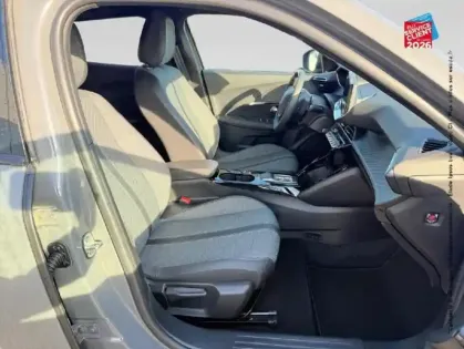 Photo 19 Peugeot 2008  e- 136ch Allure