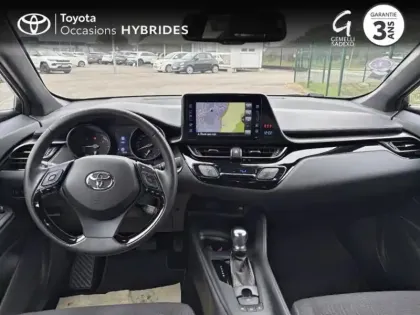 Photo 7 Toyota C-HR  122h Dynamic 2WD E-CVT RC18