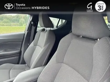 Photo 10 Toyota C-HR  122h Dynamic 2WD E-CVT RC18