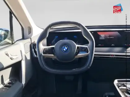 Photo 26 BMW Ix  xDrive50 523ch