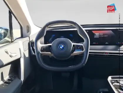 Photo 11 BMW Ix  xDrive50 523ch