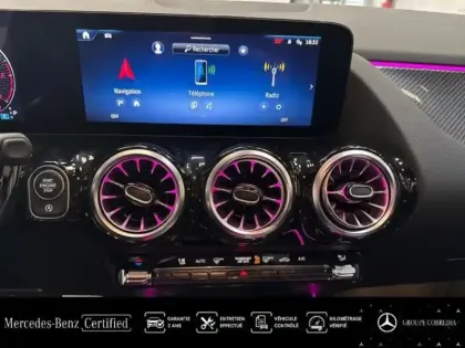 Photo 7 Mercedes GLA  180 d 116ch AMG Line 8G-DCT