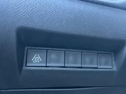 Photo 14 Peugeot 2008  1.5 BlueHDi 110ch S&S GT