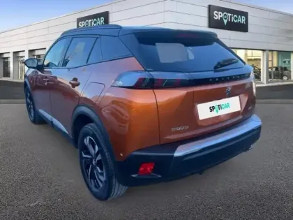 Photo 6 Peugeot 2008  1.5 BlueHDi 110ch S&S GT