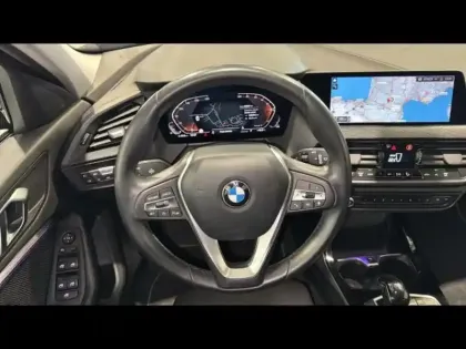 Photo 8 BMW Serie 1 Série 1 116iA 109ch Edition Sport DKG7