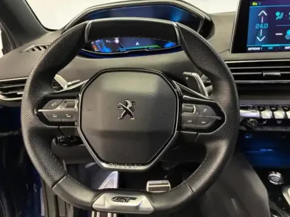 Photo 12 Peugeot 3008  HYBRID 225ch GT Line e-EAT8 10cv