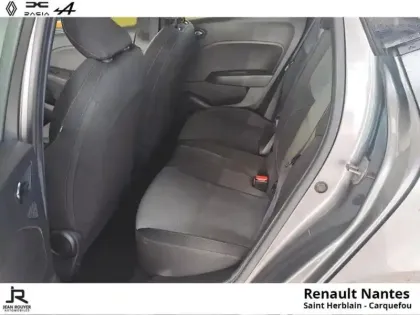 Photo 13 Renault Clio  1.6 E-Tech 145ch full hybrid Evolution