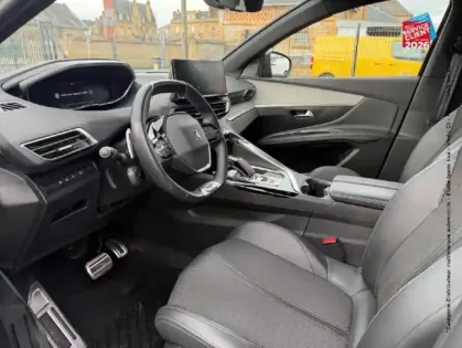 Photo 14 Peugeot 3008  Plug-in Hybrid 225ch GT e-EAT8