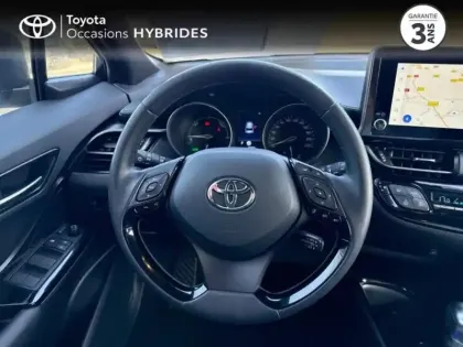 Photo 8 Toyota C-HR  1.8 Hybride 122ch Design Ultimate E-CVT