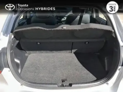 Photo 9 Toyota Yaris  100h Dynamic Business 5p RC18