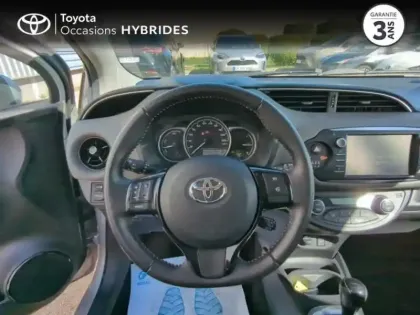 Photo 8 Toyota Yaris  100h Dynamic Business 5p RC18