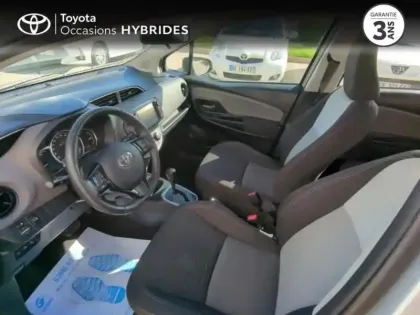 Photo 10 Toyota Yaris  100h Dynamic Business 5p RC18