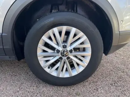 Photo 8 Volkswagen T-roc  1.0 TSI 110ch Life Plus