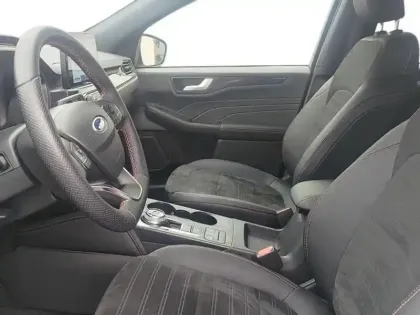 Photo 6 Ford Kuga  2.5 Duratec 190ch FHEV E85 ST-Line X BVA