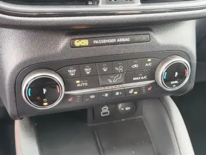 Photo 13 Ford Kuga  2.5 Duratec 190ch FHEV E85 ST-Line X BVA