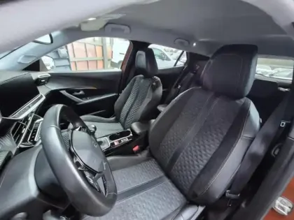 Photo 9 Peugeot 2008  1.5 BlueHDi 110ch S&S Roadtrip