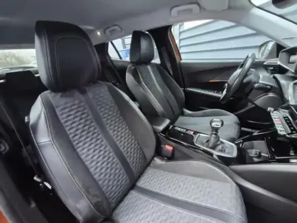 Photo 12 Peugeot 2008  1.5 BlueHDi 110ch S&S Roadtrip