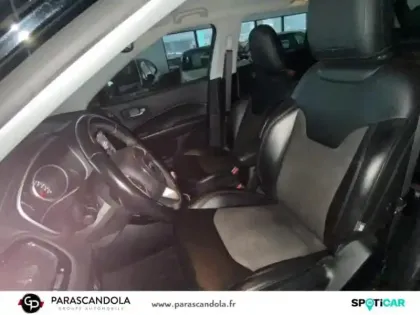 Photo 8 Jeep Compass  1.6 MultiJet II 120ch Brooklyn Edition 4x2