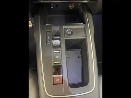 Photo 13 Citroën C5 aircross  1.2 Hybride 136ch Ë-SERIES boite automatique