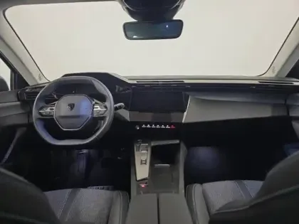 Photo 11 Peugeot 308  SW PHEV 180ch Allure e-EAT8