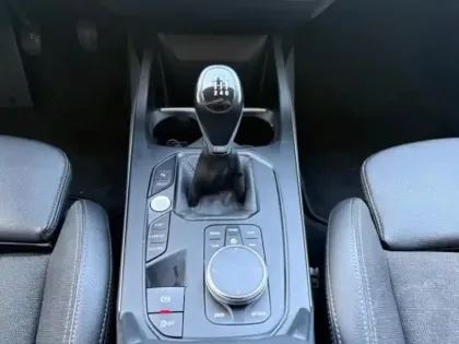 Photo 10 BMW Serie 1 Série 1 116d 116ch Business Design