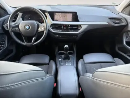 Photo 9 BMW Serie 1 Série 1 116d 116ch Business Design