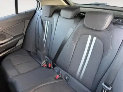 Photo 12 BMW Serie 1 Série 1 116d 116ch Business Design