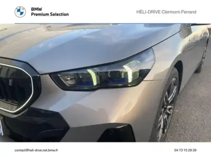 Photo 9 BMW Serie 5 Série 5 i5 394ch M Sport xDrive40