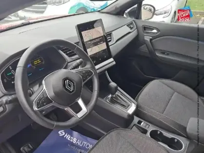 Photo 14 Renault Captur  1.6 E-Tech hybride 145ch Techno