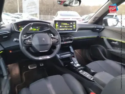 Photo 14 Peugeot 2008  1.2 PureTech 130ch S&S GT Line EAT8 7cv