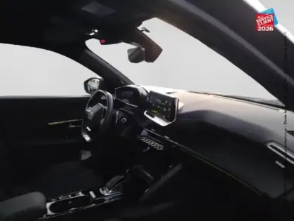 Photo 19 Peugeot 2008  1.2 PureTech 130ch S&S GT Line EAT8 7cv