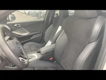 Photo 26 BMW Serie 1 Série 1 120A 170ch M Sport DKG7