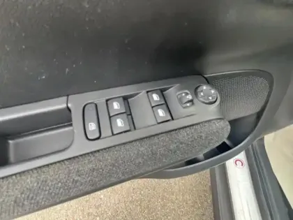 Photo 11 Citroën C3 Aircross  PureTech 110ch S&S C-Series