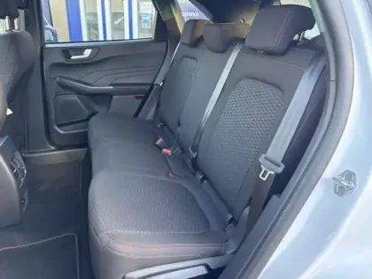 Photo 10 Ford Kuga  2.5 Duratec 180ch Hybrid FlexiFuel ST-Line Powershift