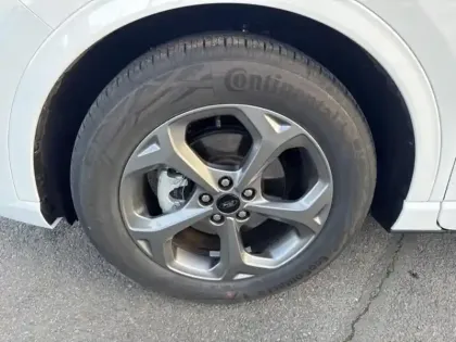 Photo 8 Ford Kuga  2.5 Duratec 180ch Hybrid FlexiFuel ST-Line Powershift