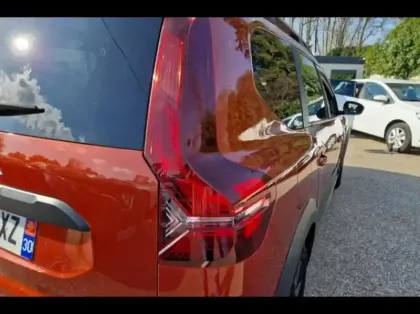 Photo 13 Dacia Jogger  1.0 TCe 110ch Extreme+ 5 places