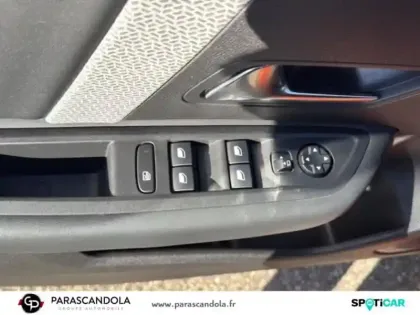 Photo 11 Citroën C4  PureTech 130ch S&S Shine EAT8